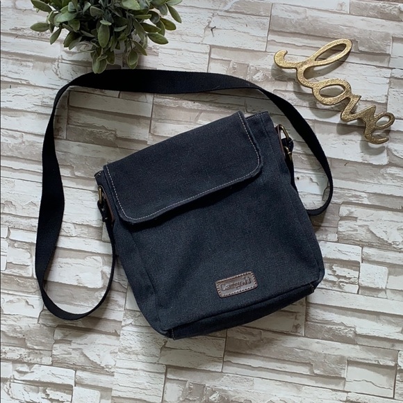 cargoit Handbags - Cargoit Canvas Sun N Sand Essex Messenger Bag